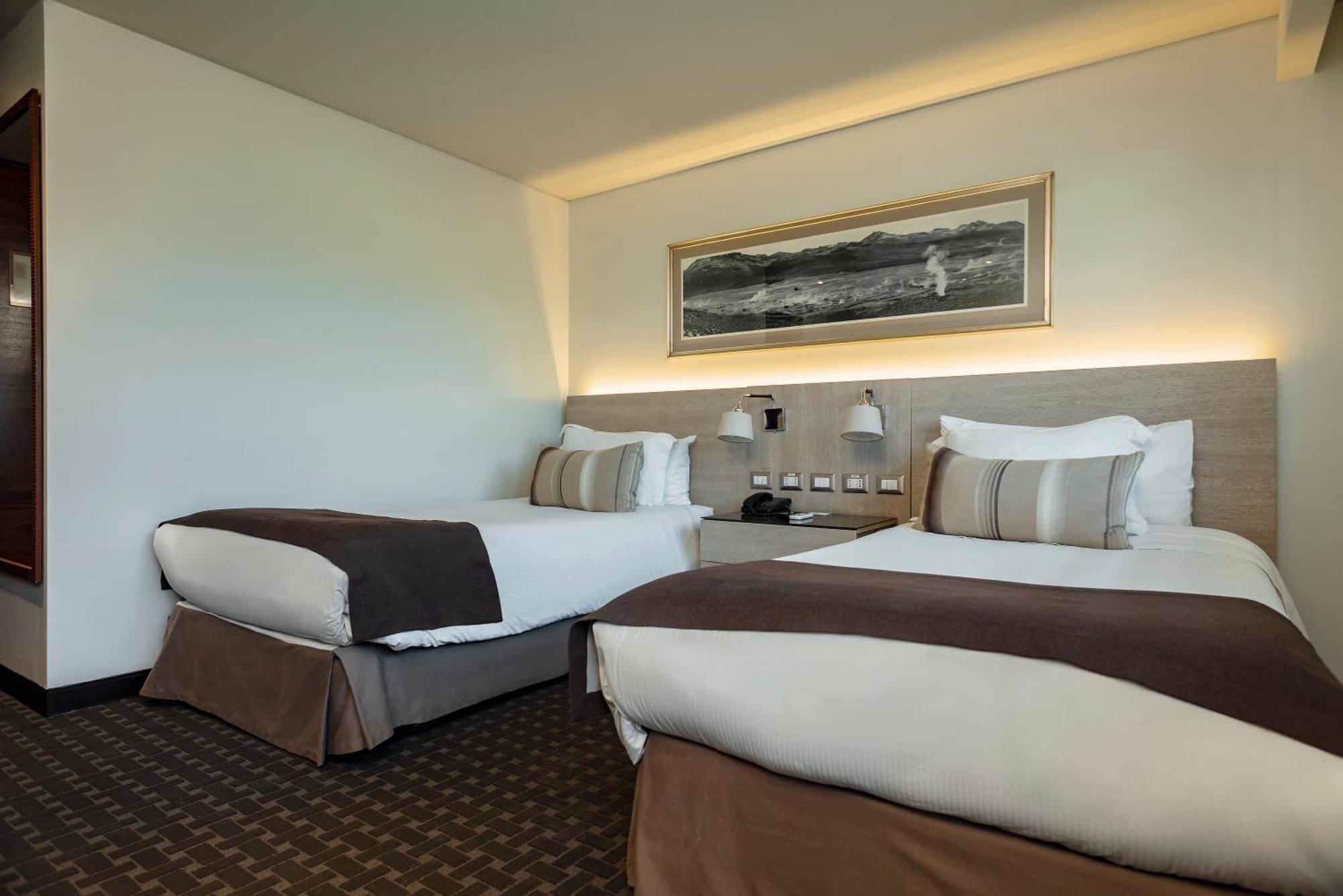 Hotel Los Espanoles Plus سانتياغو المظهر الخارجي الصورة