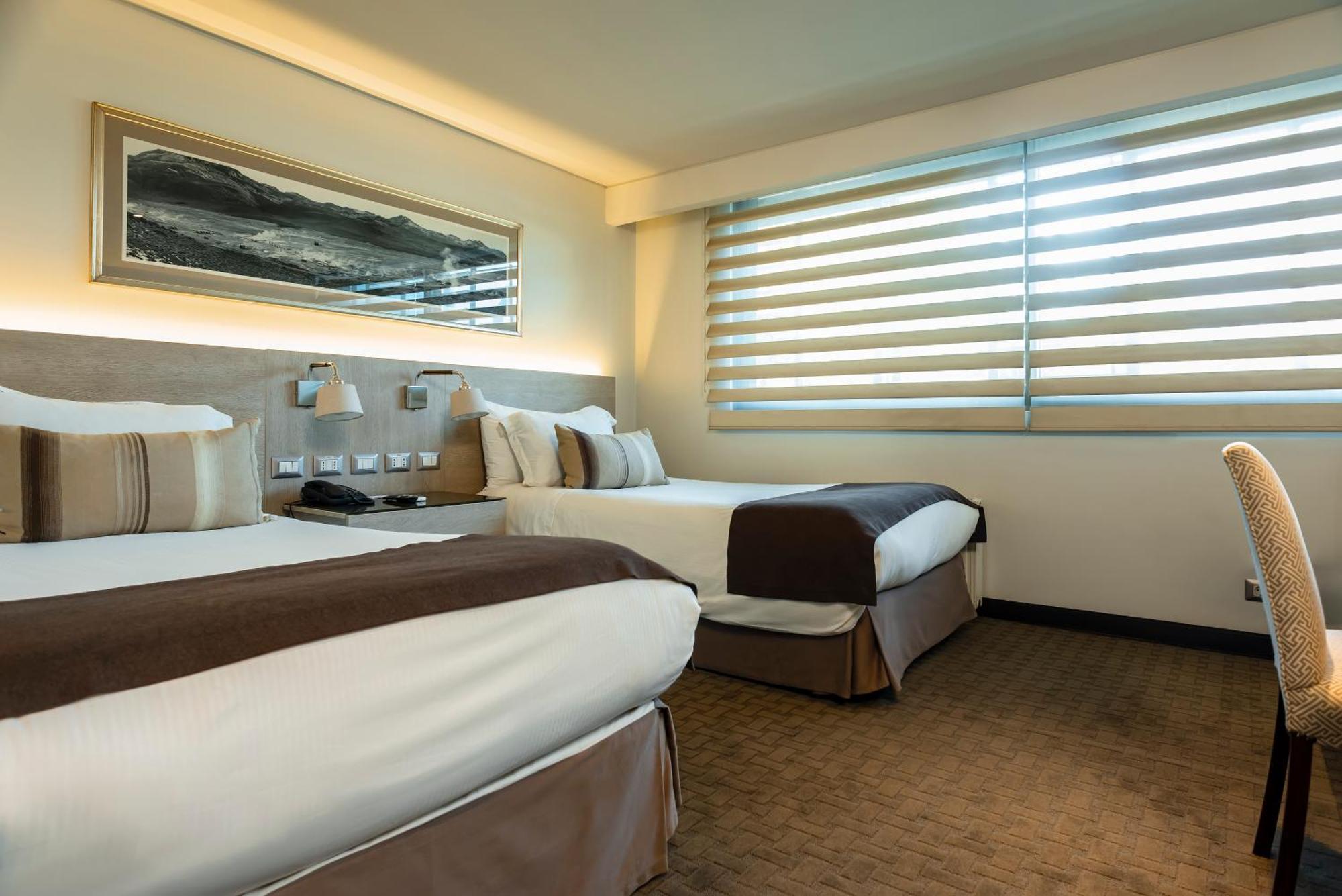 Hotel Los Espanoles Plus سانتياغو المظهر الخارجي الصورة